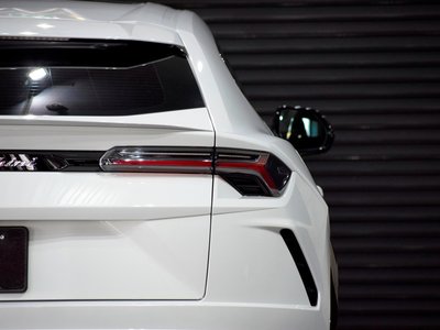 2019 Lamborghini URUS 照片 45
