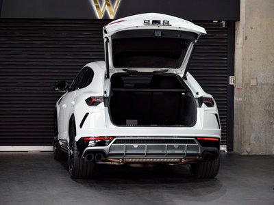 2019 Lamborghini URUS 照片 47