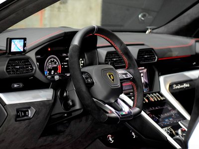 2019 Lamborghini URUS 照片 54