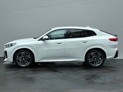 2025 BMW X2 photo 8
