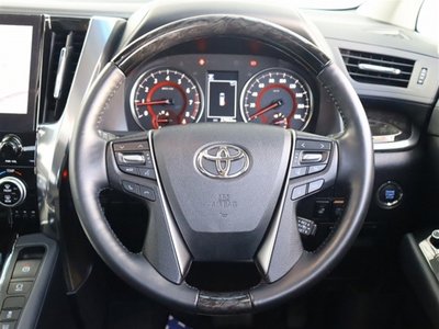صورة 14 لـ 2022 Toyota ALPHARD