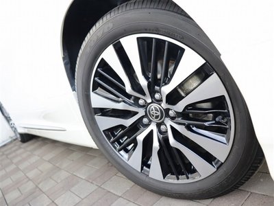 صورة 38 لـ 2022 Toyota ALPHARD