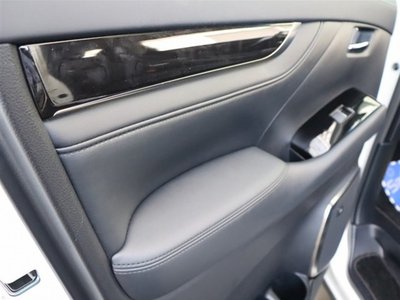 صورة 78 لـ 2022 Toyota ALPHARD