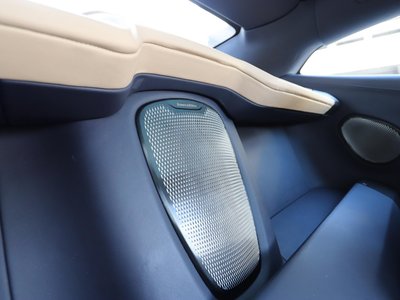 2025 Aston Martin VANQUISH 缩略图 35