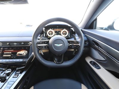 2025 Aston Martin VANQUISH 缩略图 24