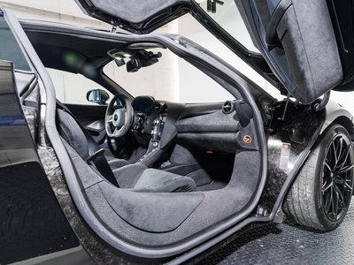 صورة 14 لـ 2021 Mclaren 765LT