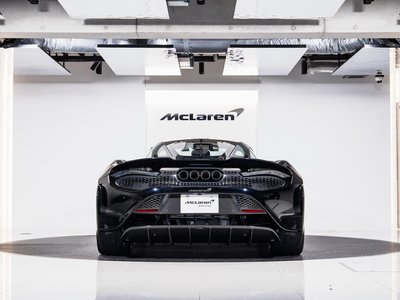صورة 6 لـ 2021 Mclaren 765LT