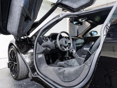 صورة 13 لـ 2021 Mclaren 765LT