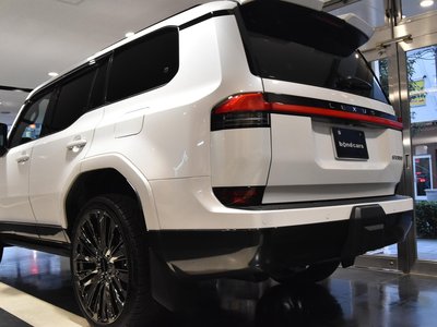 صورة مصغرة 10 لـ 2025 Lexus GX