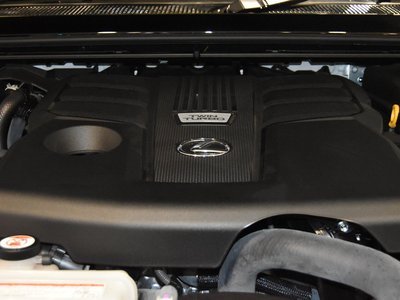 صورة مصغرة 34 لـ 2025 Lexus GX
