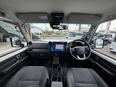 2025 Toyota LAND CRUISER 70 thumbnail 36