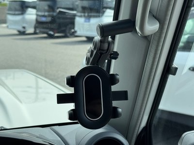 2025 Toyota LAND CRUISER 70 thumbnail 70