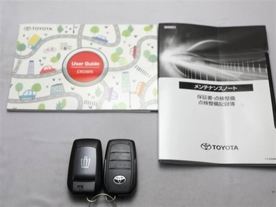 صورة 30 لـ 2023 Toyota CROWN SPORT