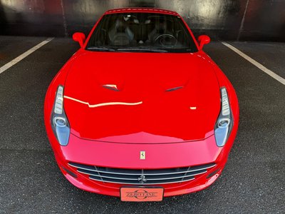 2017 Ferrari CALIFORNIA T — фото 10