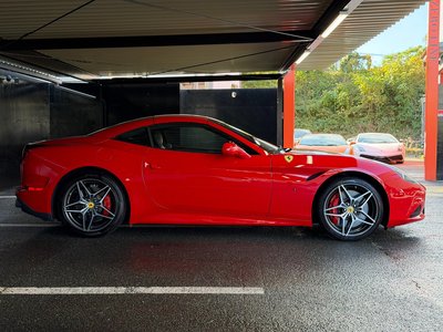 2017 Ferrari CALIFORNIA T — фото 9