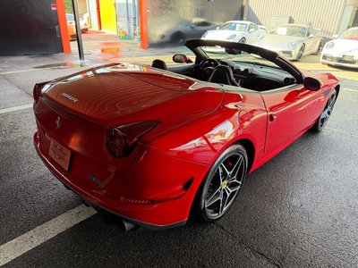 2017 Ferrari CALIFORNIA T — фото 16