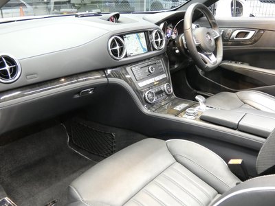 2016 Mercedes-BENZ SL photo 9