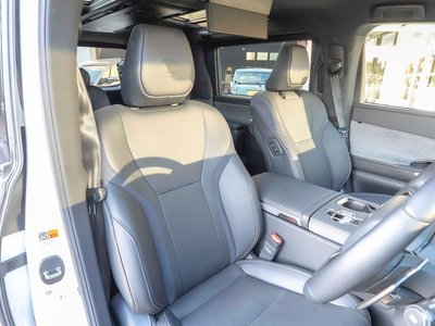 2024 Lexus LM 缩略图 17