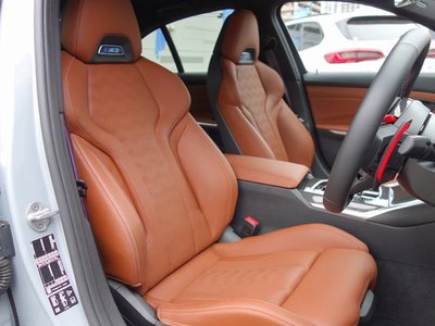 2025 BMW M3 SEDAN photo 9
