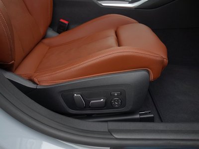 2025 BMW M3 SEDAN photo 13