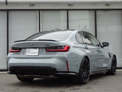 2025 BMW M3 SEDAN photo 2
