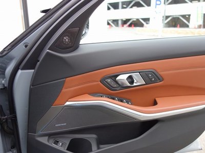 2025 BMW M3 SEDAN thumbnail 37