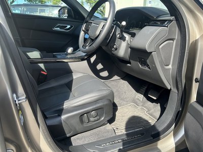 2025 LAND Rover RANGE ROVER VELAR thumbnail 26