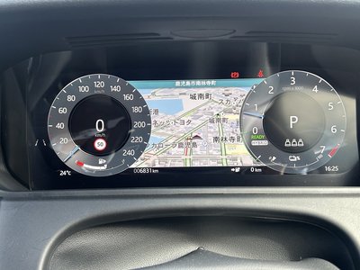 2025 LAND Rover RANGE ROVER VELAR thumbnail 34