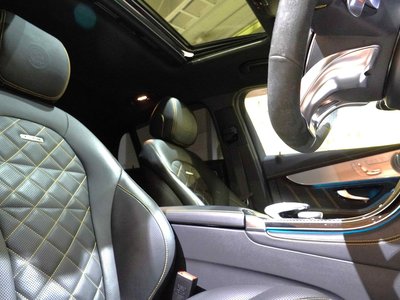 صورة 24 لـ 2018 Mercedes-BENZ GLC AMG
