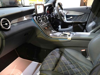 صورة 35 لـ 2018 Mercedes-BENZ GLC AMG