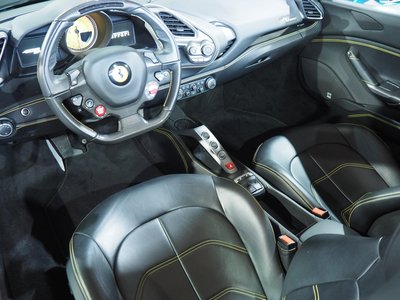 2016 Ferrari 488 SPIDER — фото 6