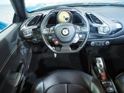2016 Ferrari 488 SPIDER — фото 17