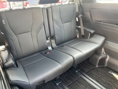 صورة 40 لـ 2023 Toyota ALPHARD