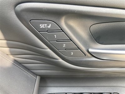 صورة 32 لـ 2023 Toyota ALPHARD