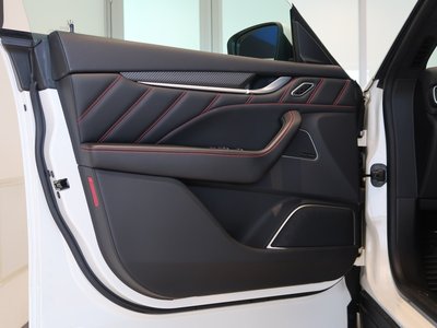 2019 Maserati LEVANTE — фото 16