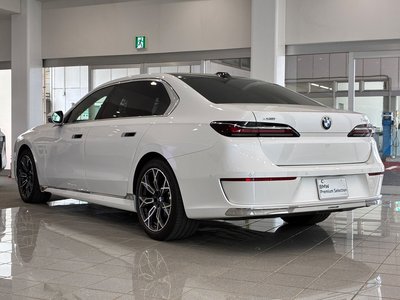 2024 BMW 7 SERIES photo 5