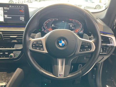 2024 BMW 5 SERIES TOURING 照片 33