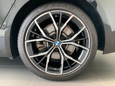 2024 BMW 5 SERIES TOURING 照片 11