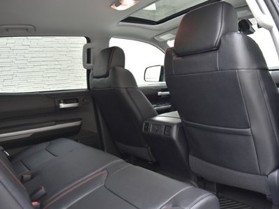 2018 Toyota TUNDRA photo 12