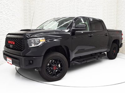 2018 Toyota TUNDRA photo 3
