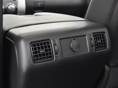 2018 Toyota TUNDRA thumbnail 24