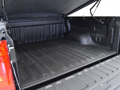 2018 Toyota TUNDRA thumbnail 19