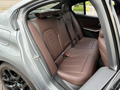 2026 BMW 3 SERIES 照片 16