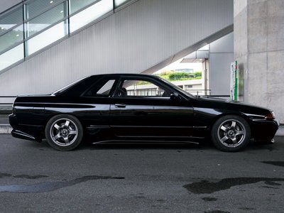 1991 Nissan SKYLINE COUPE photo 3