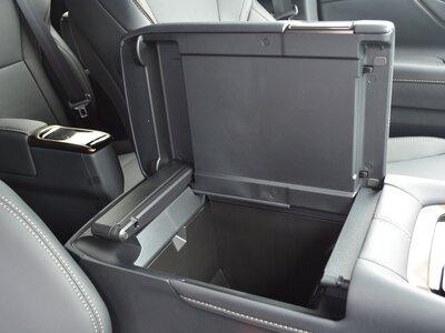 2025 Toyota ALPHARD — фото 86