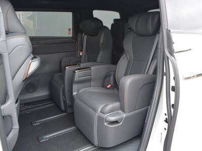 2025 Toyota ALPHARD — фото 124