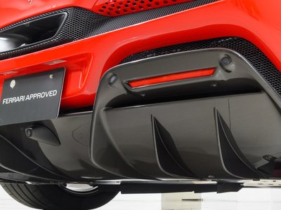 2025 Ferrari 296 GTS 照片 15