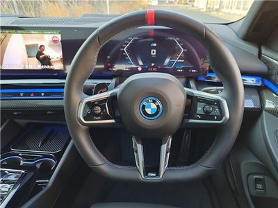 صورة مصغرة 10 لـ 2024 BMW I5
