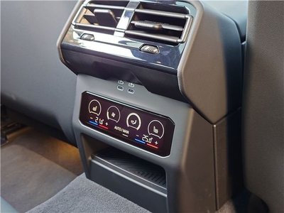صورة مصغرة 29 لـ 2024 BMW I5