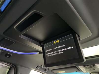 2018 Toyota ALPHARD — фото 5